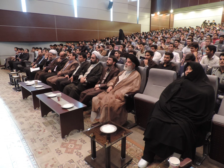 برگزاری مراسم گرامیداشت هفته معلم در پردیس های شهید رجایی