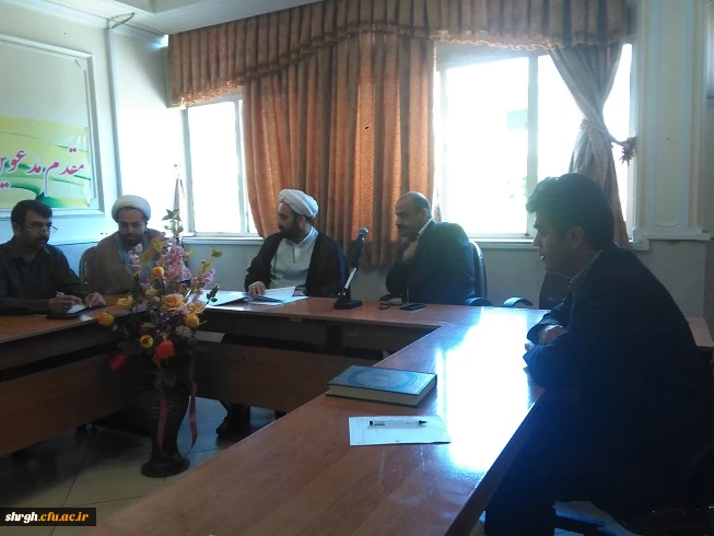 جلسه هم اندیشی ستاد اقامه نماز با حضور ریاست و اعضای ستاد اقامه نماز در مورخه 27/02/1395 در سالن کنفرانس شهید رجایی قزوین برگزار گردید . 2