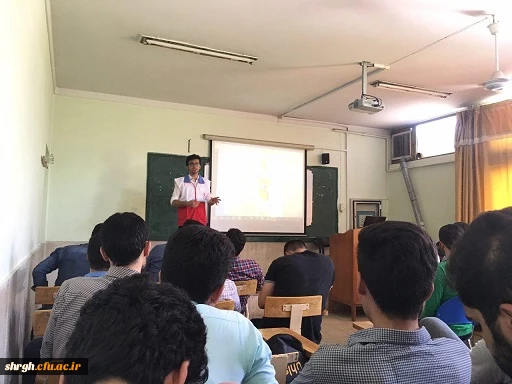 آموزش دوره های امداد و کمک های اولیه به دانشجویان پردیس شهید رجایی