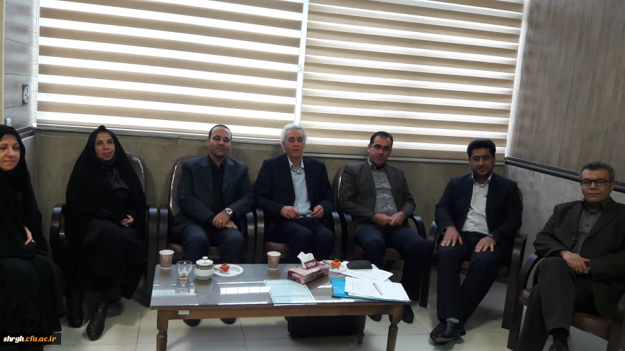 جلسه گروه ادبیات دانشگاه فرهنگیان قزوین 2