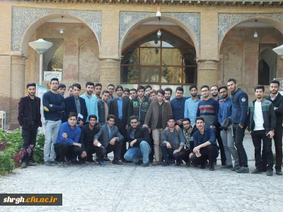 کلاس درسی که به کلاه فرنگی  نقل مکان کرد