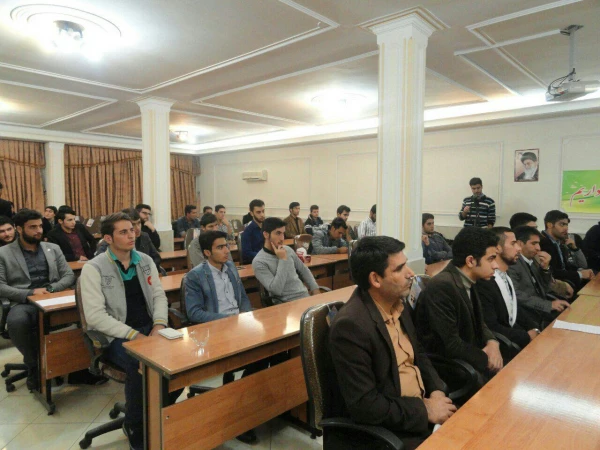 شب شعر آیینی در پردیس شهید رجایی قزوین 2