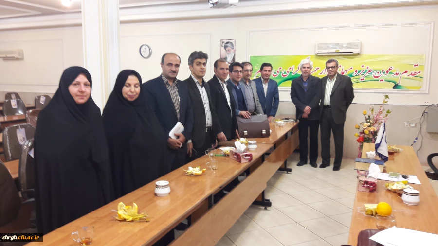 جلسه زیر گروه آموزشی اساتید روش تدریس 2