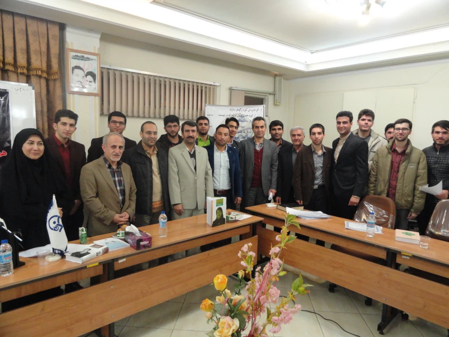 مشاعره دانشجویان 2