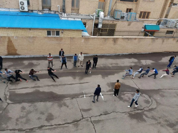 مسابقه طناب کشی 2