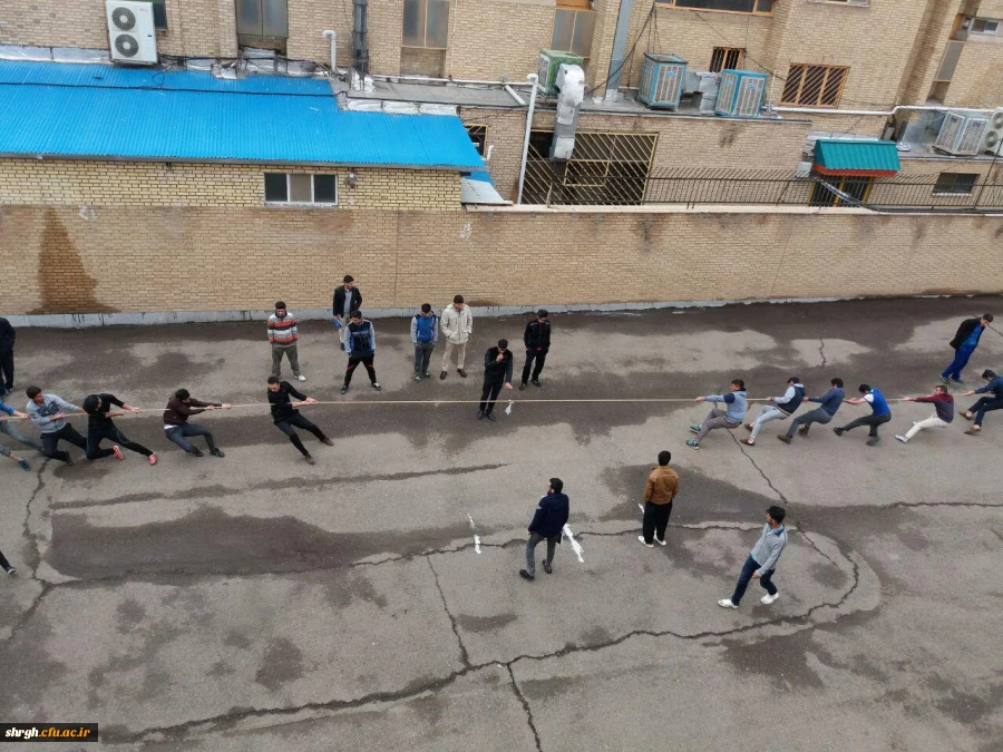 مسابقه طناب کشی 2