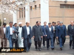 استاندار در نشست با هئیت امنای دانشگاه فرهنگیان بیان داشت: 
رفع مشکلات دانشگاه فرهنگیان در دستور کار است
 2