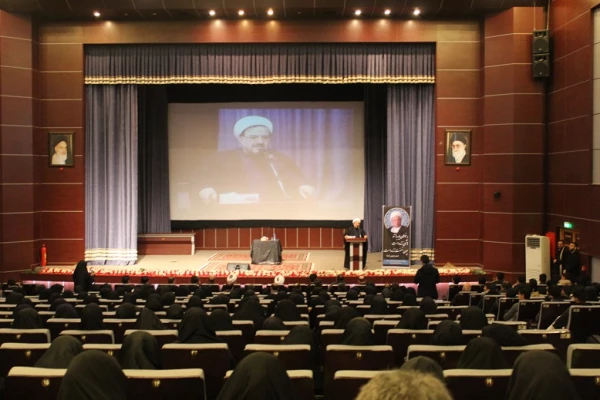 سوگواری ایام فاطمیه و بزرگداشت چهلمین روز درگذشت آیت الله هاشمی رفسنجانی 4