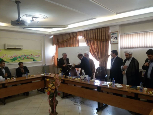 نشست صمیمی مسئولین دانشگاه با کارکنان 2