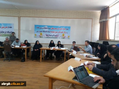 با حضور دکتر ملکان استاد دانشگاه تورنتوی کانادا کارگاه علوم در پردیس شهید رجایی قزوین برگزار گردید.