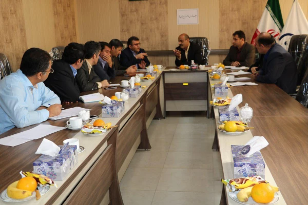 جلسه مدارس وابسته به پردیس های  دانشگاه فرهنگیان استان قزوین برگزار شد . 3