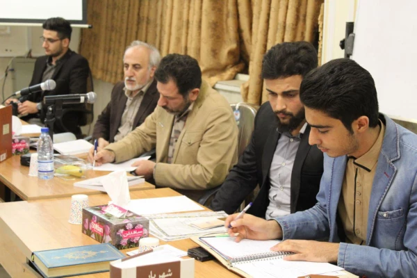 برگزاری مشاعره دانشجو معلمان توسط انجمن ادبی شمس  3