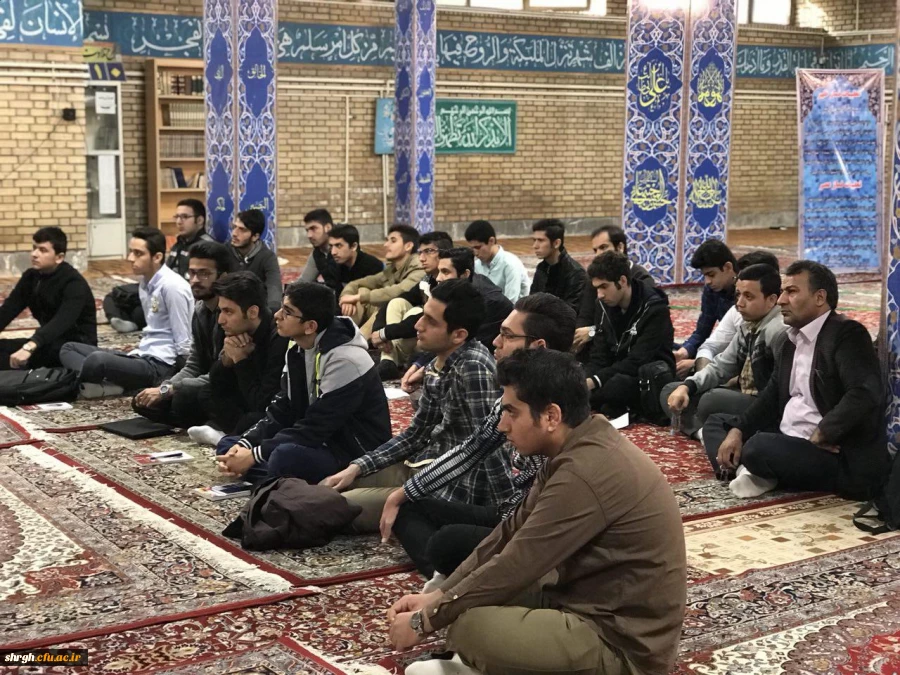 نشست صمیمی ریاست پردیس با دانشجو معلمان 4