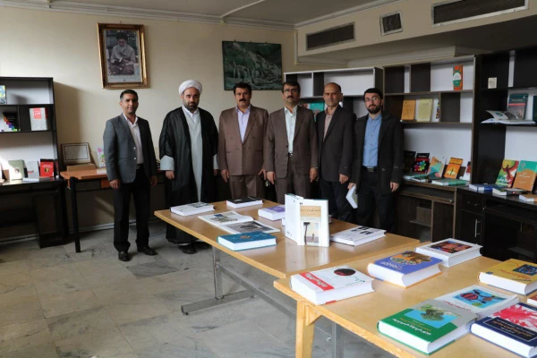 برگزاری نمایشگاه کتاب در پردیس شهید رجائی 4