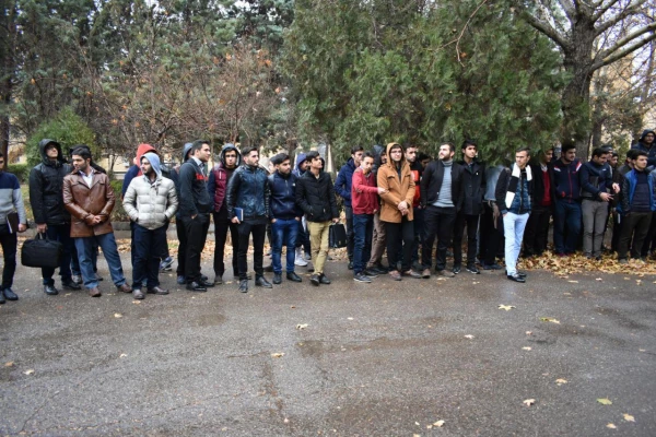 تریبون آزاد ، با موضوع 《مشکلات ازدواج دانشجویان》  4