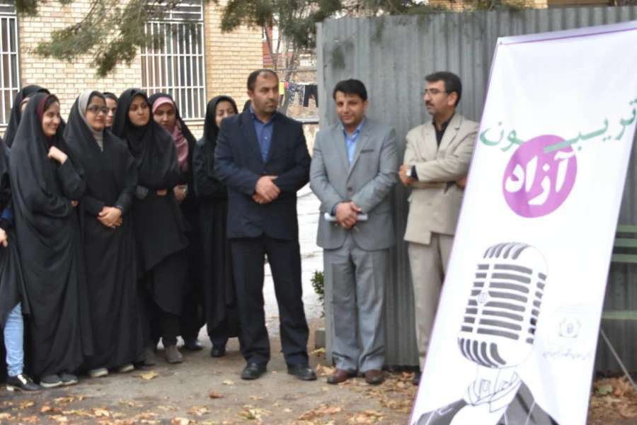 تریبون آزاد ، با موضوع 《مشکلات ازدواج دانشجویان》  5