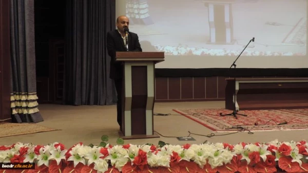 پیام تبریک دکتر یوسفی مدیریت امور پردیس های استان قزوین به مناسبت سال نو شمسی 5