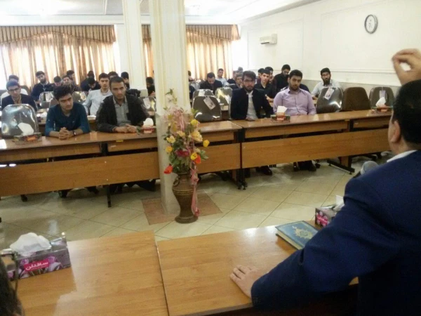 برگزاری کارگاه «تربیت - خانواده »در پردیس شهید رجائی 5