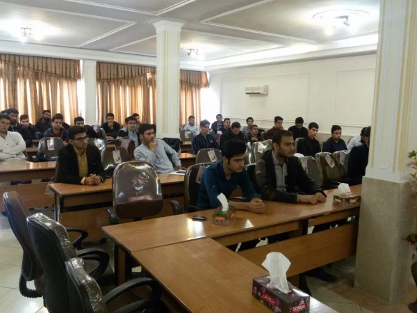 برگزاری کارگاه «تربیت - خانواده »در پردیس شهید رجائی 6