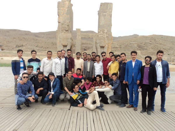 اردوی سیاحتی و زیارتی دانشجو معلمان به شیراز 2