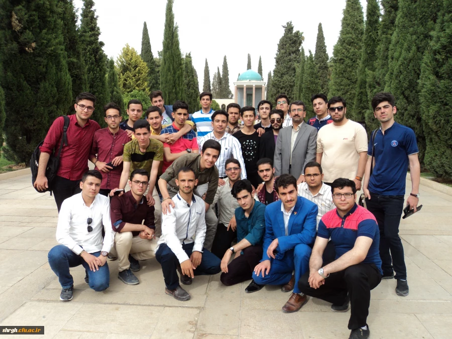 اردوی سیاحتی و زیارتی دانشجو معلمان به شیراز 4