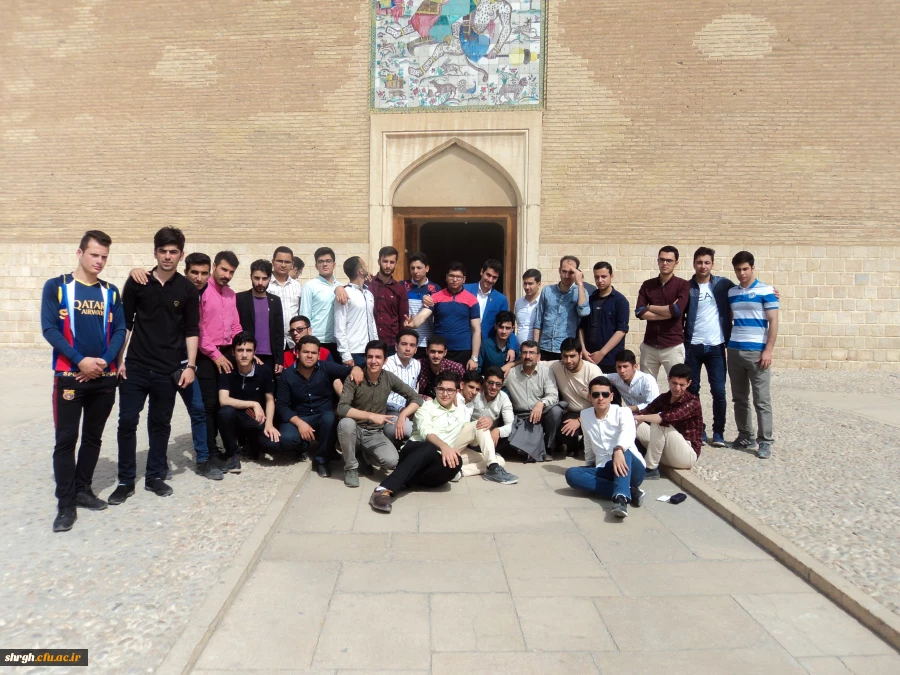 اردوی سیاحتی و زیارتی دانشجو معلمان به شیراز 7