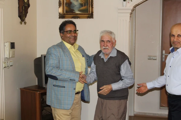 عیادت مدیریت امور پردیس های استان قزوین ازآقای شعبانی همکار پیشکسوت دانشگاه 4