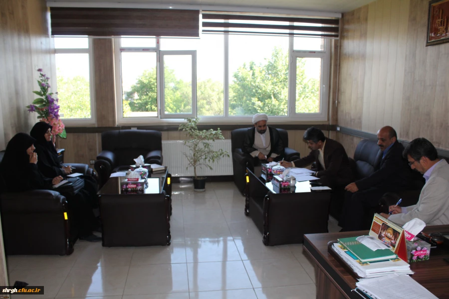 برگزاری سی وسومین جلسه شورای فرهنگی دانشگاه فرهنگیان استان قزوین 3