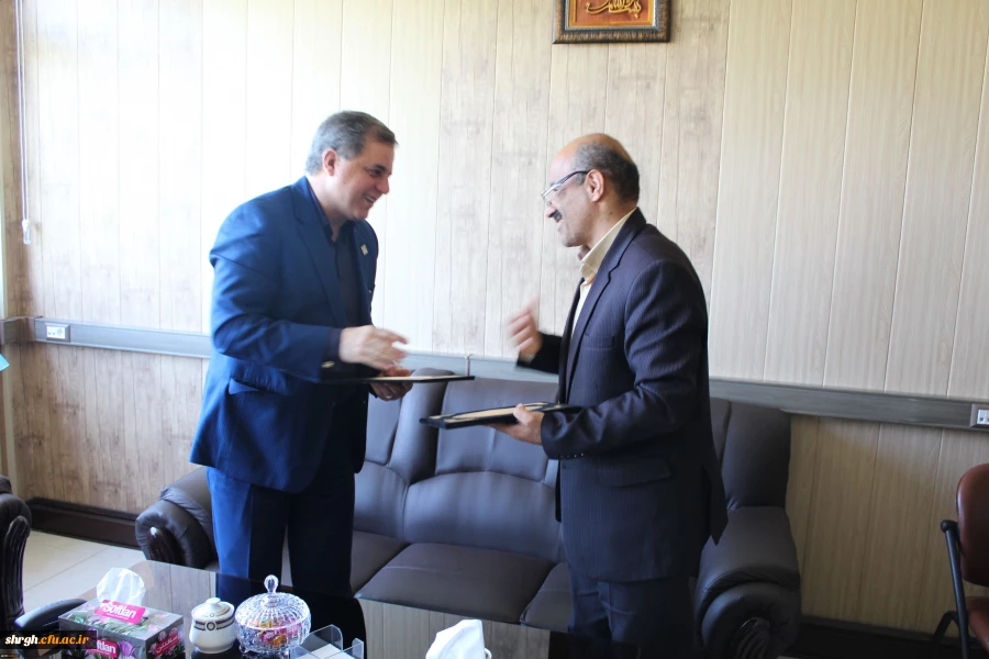 امضای تفاهم نامه همکاری بین دانشگاه فرهنگیان وسازمان انتقال خون استان قزوین 3