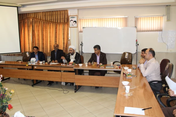 تشکیل جلسه شورای اداری دانشگاه فرهنگیان استان قزوین 3