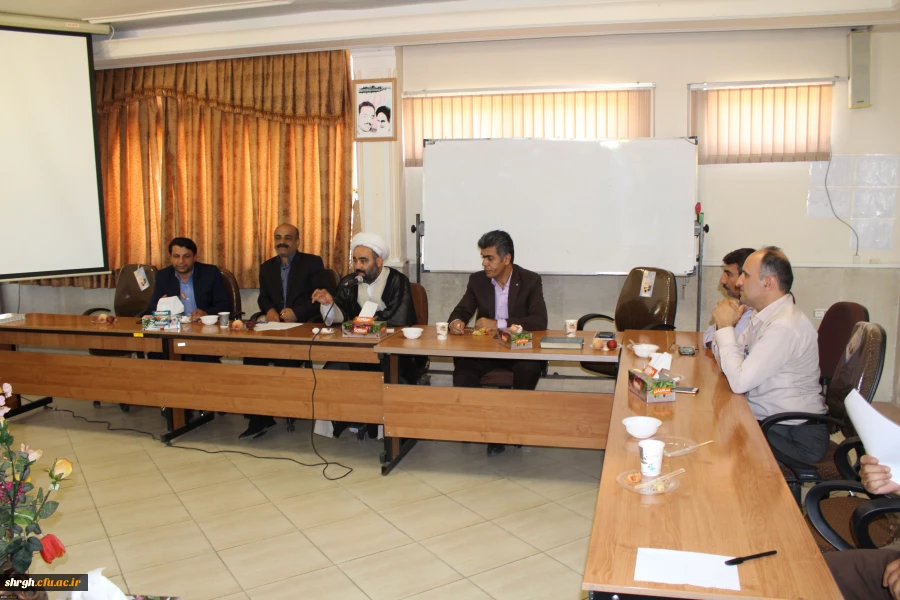 تشکیل جلسه شورای اداری دانشگاه فرهنگیان استان قزوین 3