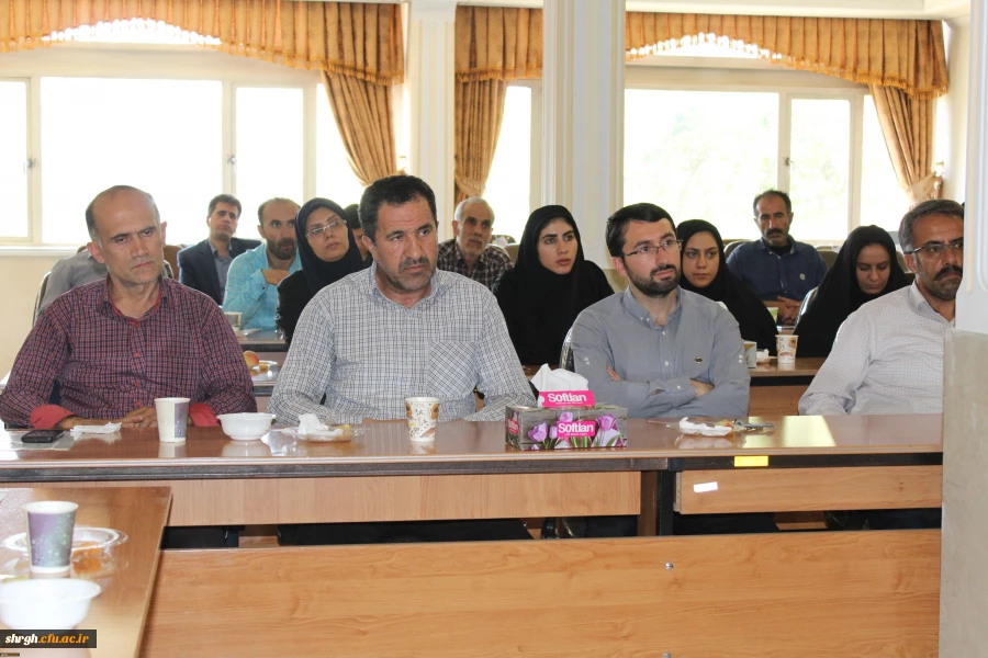 تشکیل جلسه شورای اداری دانشگاه فرهنگیان استان قزوین 4