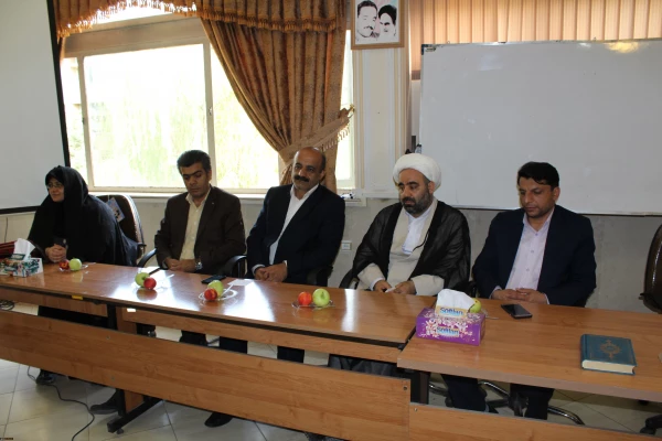 برگزاری جلسه شورای اداری دانشگاه فرهنگیان استان قزوین 3