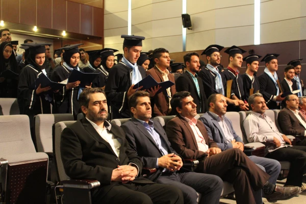 دردانشگاه فرهنگیان استان قزوین برگزارشد:
جشن دانش آموختگی دانشجویان ورودی 1393دانشگاه فرهنگیان استان قزوین 5