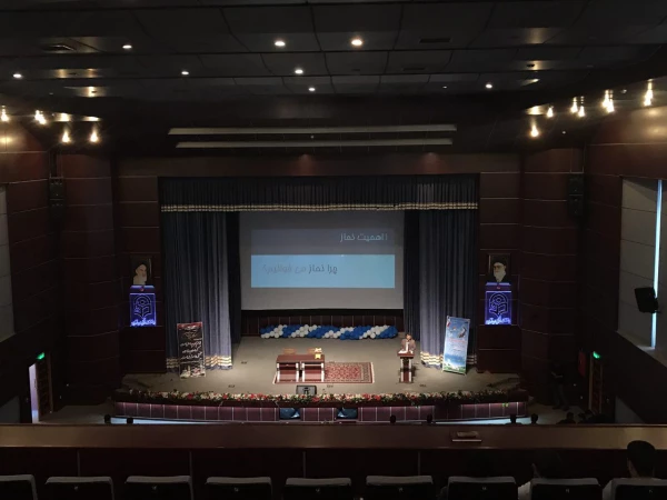 دکتر علی نژاددرجمع دانشجومعلمان جدیدالورود درقزوین:ازلباس فاخر معلمی که برتن داریدبه بهترین وجهی استفاده کنید 8