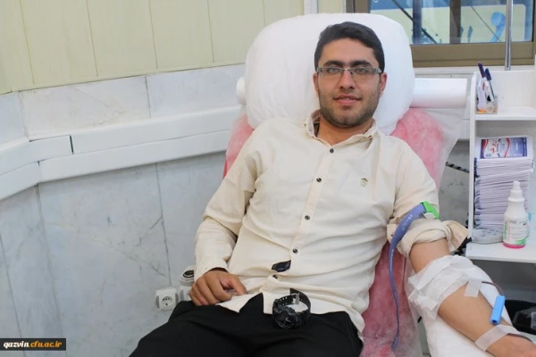 اهدای خون مدیریت،کارکنان ودانشجویان دانشگاه فرهنگیان استان قزوین 8