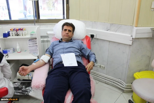 اهدای خون مدیریت،کارکنان ودانشجویان دانشگاه فرهنگیان استان قزوین 9