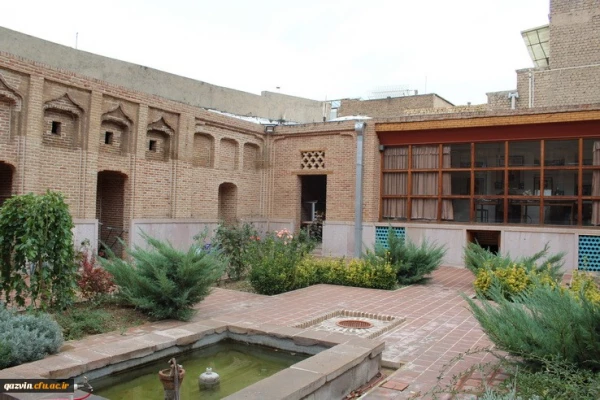 به مناسبت یکصدمین سالگرد تاسیس تربیت معلم صورت گرفت *بازدیدمسئولین دانشگاه فرهنگیان استان قزوین ازموزه فرهنگ وآموزش قزوین* 2