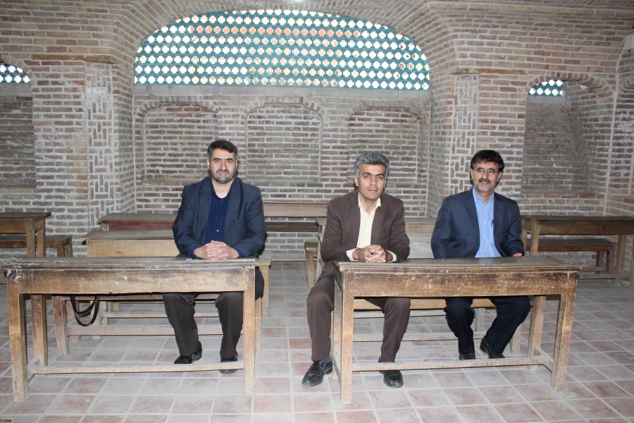 به مناسبت یکصدمین سالگرد تاسیس تربیت معلم صورت گرفت *بازدیدمسئولین دانشگاه فرهنگیان استان قزوین ازموزه فرهنگ وآموزش قزوین* 2