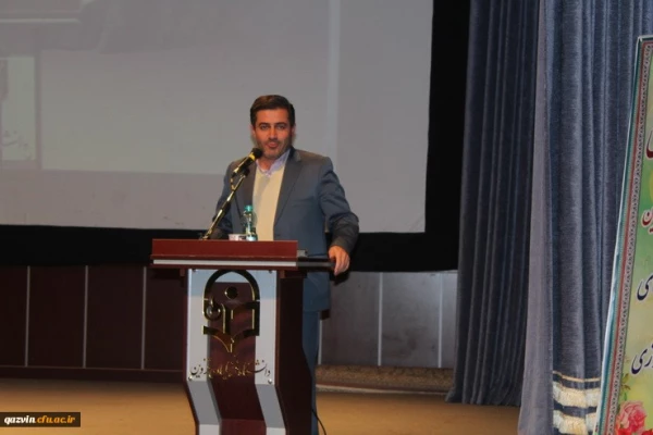 دردانشگاه فرهنگیان استان قزوین برگزارشد همایش مدیران ومعلمان مدارس مجری طرح کارورزی مدارس استان قزوین 5