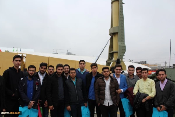 شرکت پرشور مسئولین،کارکنان،اساتید ودانشجویان دانشگاه فرهنگیان درکنگره ملی سه هزار شهیداستان قزوین 2