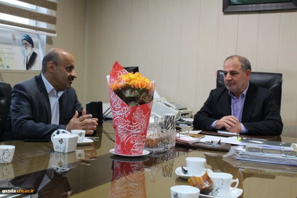 دیدار مدیریت ومسئولین دانشگاه فرهنگیان استان با مدیر کل جدید آموزش وپرورش استان قزوین 2