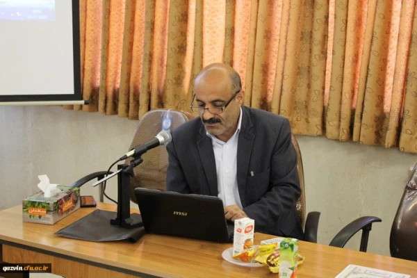 برگزاری نشست علمی- تخصصی بررسی محتوای کتب جدید التالیف پایه های ابتدایی دردانشگاه فرهنگیان استان قزوین 2