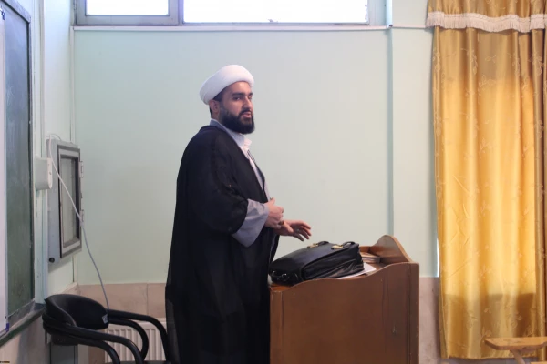 برگزاری دوره تخصصی16ساعته نماز(طرح معراج)دردانشگاه فرهنگیان استان قزوین 2