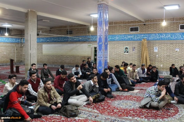 دردانشگاه فرهنگیان استان قزوین برگزارشد جلسه پرسش وپاسخ دانشجویان پردیس شهیدرجایی بامسئولین دانشگاه 5