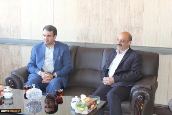 مدیرعامل بانک تجارت استان قزوین ازپرداخت تسهیلات باسود پایین به همکاران دانشگاه فرهنگیان درقالب طرح افراخبرداد 4