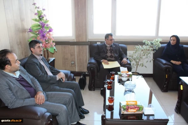 مدیرعامل بانک تجارت استان قزوین ازپرداخت تسهیلات باسود پایین به همکاران دانشگاه فرهنگیان درقالب طرح افراخبرداد 5
