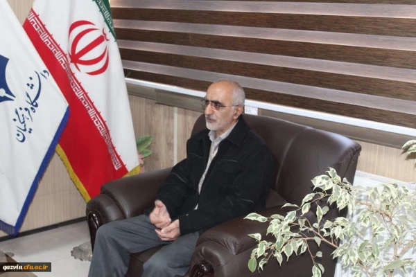 دیدار مدیریت امور پردیس های استان بااستاد آرام که 18سال رییس تربیت معلم قزوین بودند 2