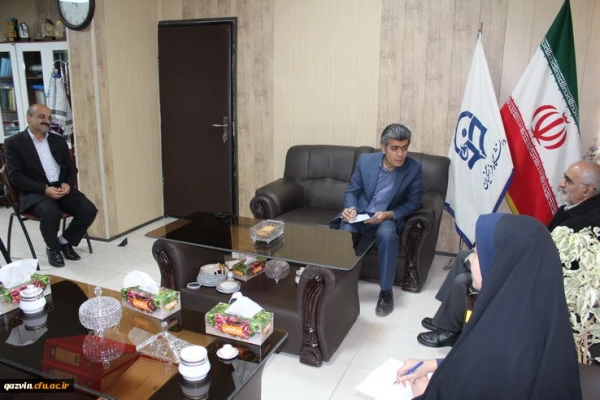 دیدار مدیریت امور پردیس های استان بااستاد آرام که 18سال رییس تربیت معلم قزوین بودند 3