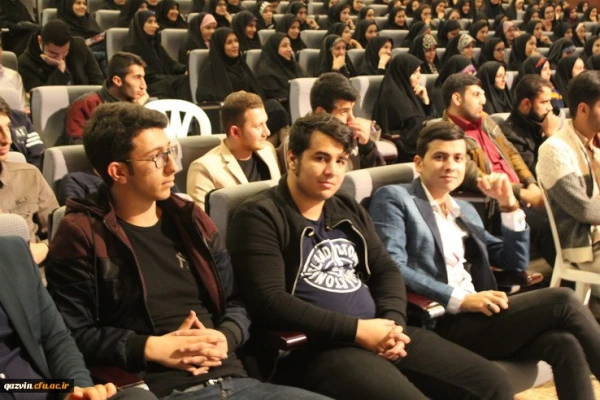 برگزاری مراسم روز دانشجو دردانشگاه فرهنگیان استان قزوین 14